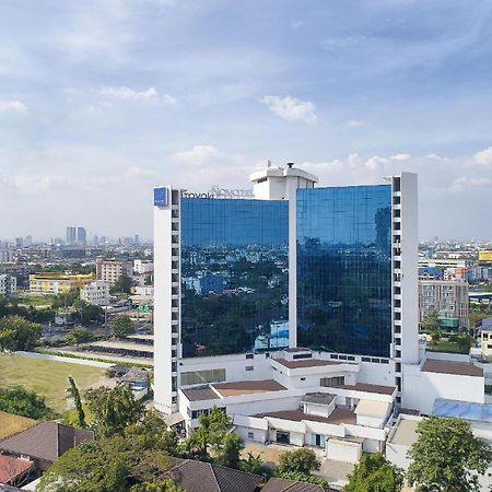 Novotel Bangkok Bangna Exterior photo